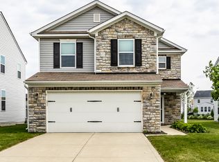 6114 Pebblebrooke Rd, Whitestown, IN 46075