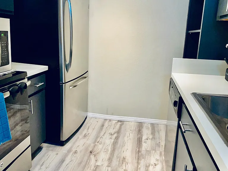 2055 Front St #9 — Photo 8