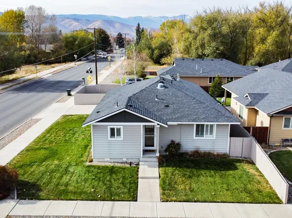 2935 Walnut St, Baker City, OR 97814