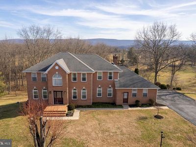 365 Runnymede Dr, Charles Town, WV, 25414