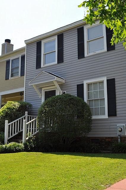 Beautiful House Front Entry