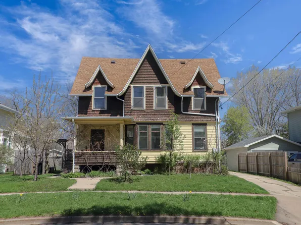 826 E Washington St, Appleton, WI 54911