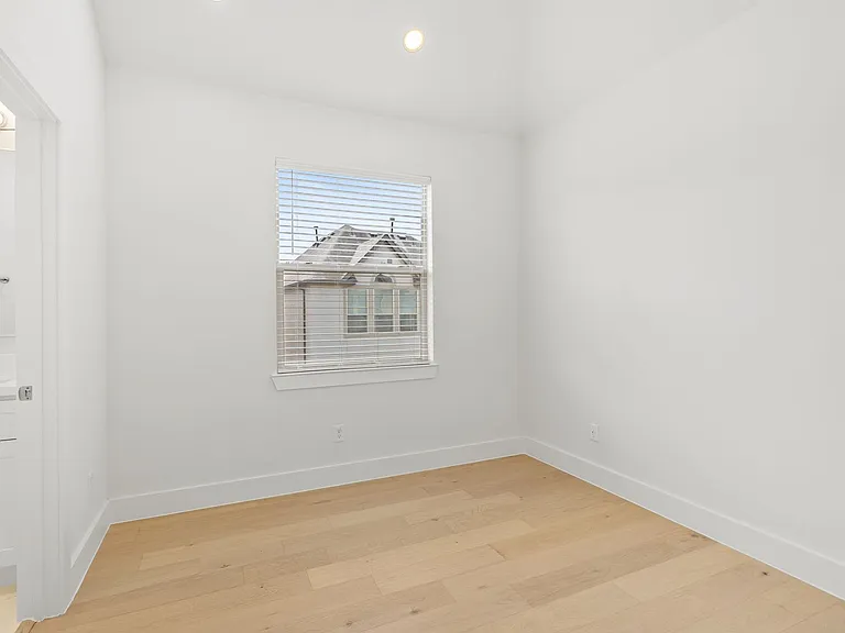 10607 Enclave Shadows Ct — Photo 22