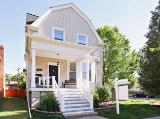 9526 Congress Park Ave, Brookfield, IL