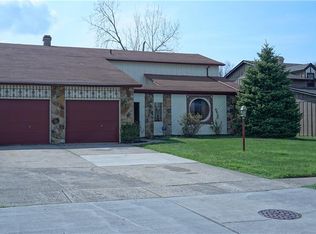 2912 York Dr, Lorain, OH