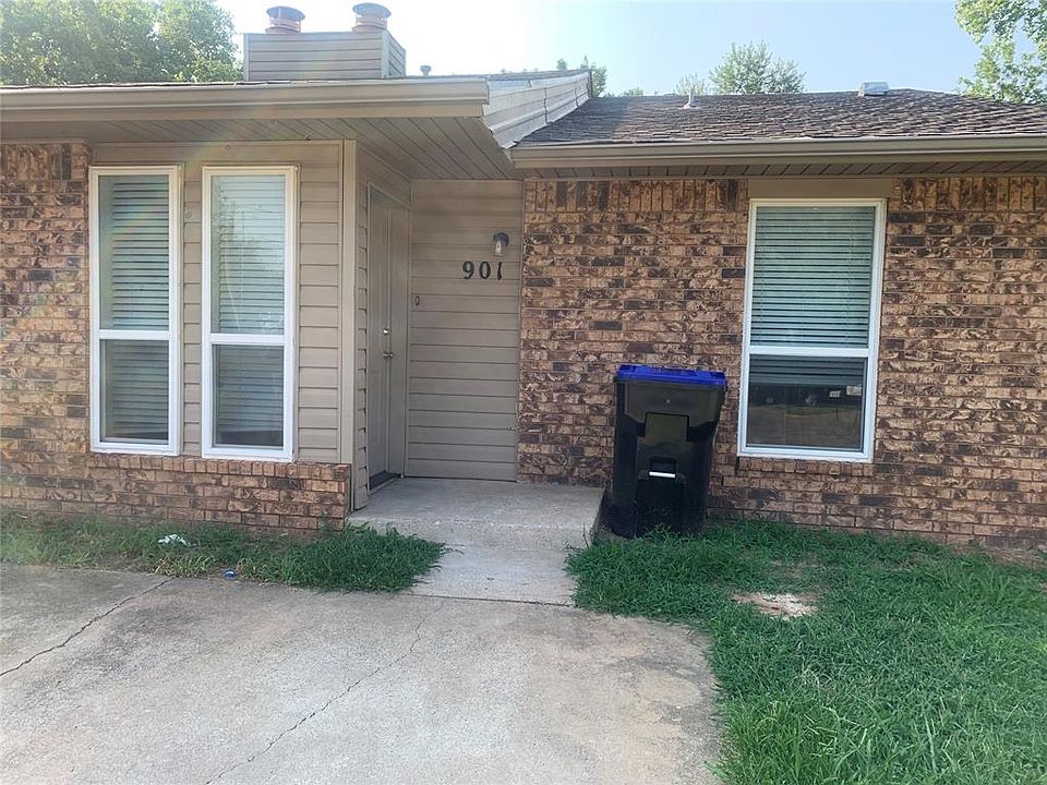 1st image of 901 Acacia Cir #903