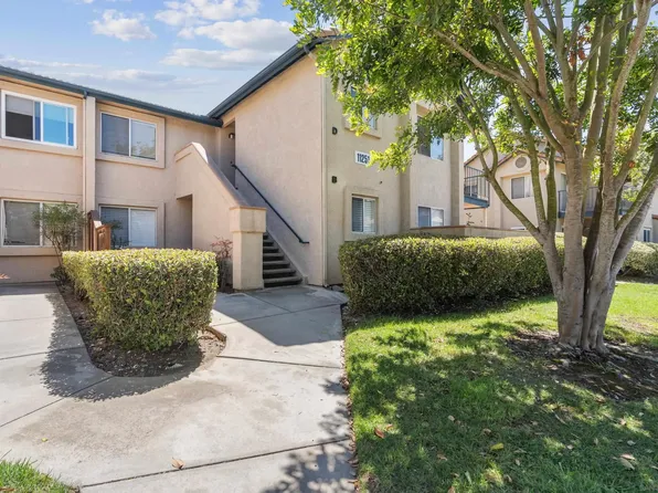 11251 Avenida De Los Lobos Unit D, San Diego, CA 92127
