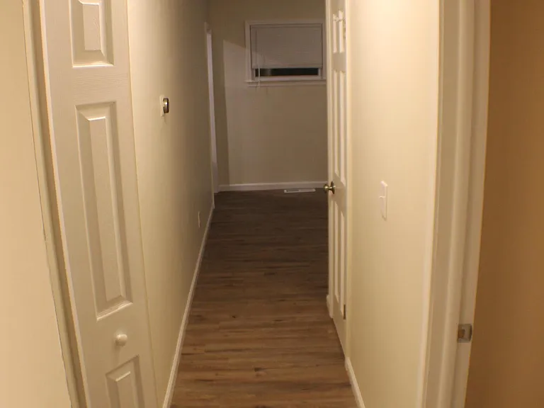 469 Woodlawn Ave — Photo 8