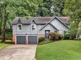 13617 W 81st Ter, Lenexa, KS 66215