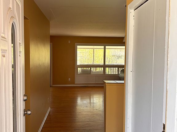 3rd image of 57 Ripplewood Cres