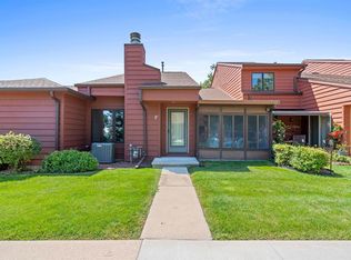 2240 Meadowbrook Ct APT F, Oshkosh, WI 54904