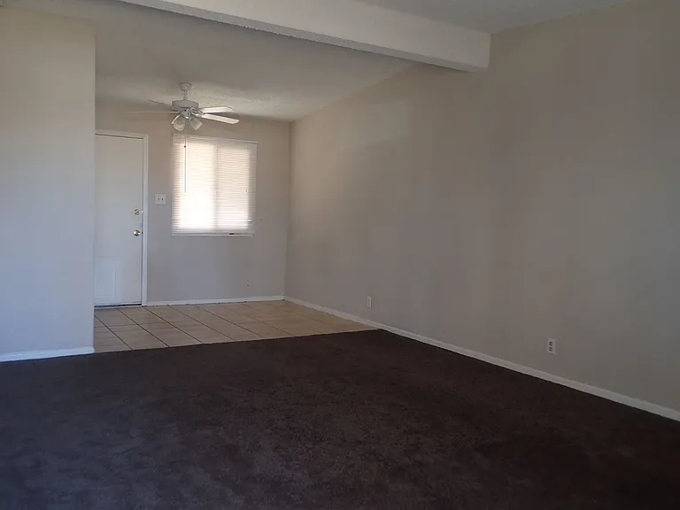 229 Kasmir St — Photo 2