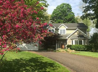 1073 Hawkins Ct, Kalamazoo, MI 49009