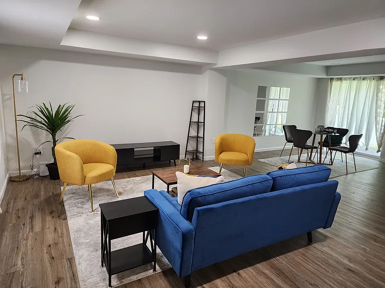 5916 Somerset Rd — Photo 9