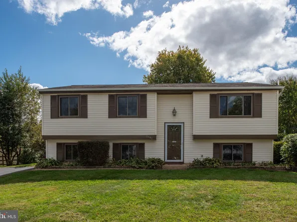 3341 Bybrook Ln, Woodbridge, VA 22192
