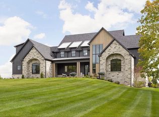 1432 Forest Hills Dr, Westfield, IN 46074