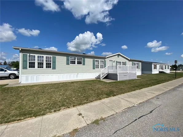 1689 Dakota Pl, Defiance, OH 43512