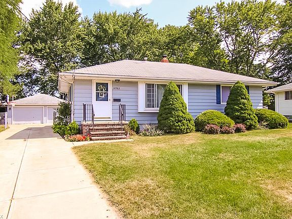 2nd image of 14982 Lindmont Dr
