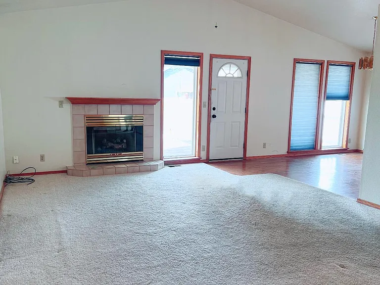 2241 N Coolwater Ave — Photo 3