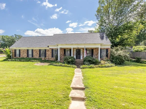 1636 Poplar Estates Pkwy, Germantown, TN 38138