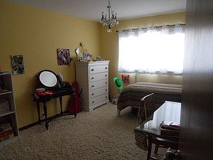 5th image of 533 Harvey Dr