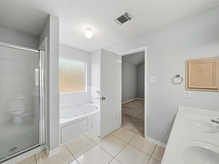 7027 Waveland Dr — Photo 28