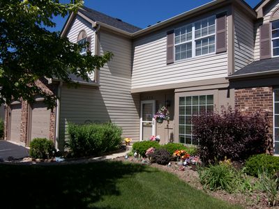 1876 Independence Ct, Gurnee, IL, 60031