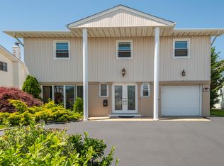 301 Lido Blvd, Lido Beach, NY 11561