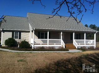 529 Bridal Creek Rd, Burgaw, NC 28425