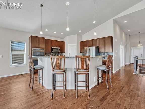 5th image of 1705 Sandy Shore Ln