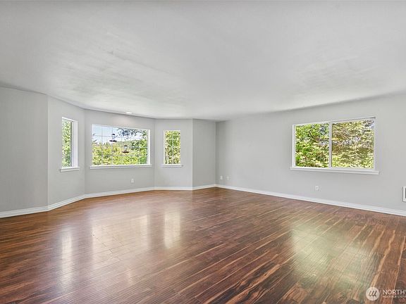 5th image of 110 Northview Drive