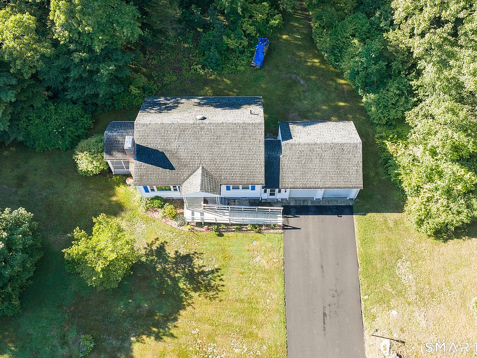 2nd image of 121 Coe Road