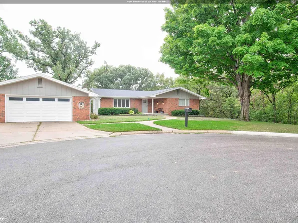 810 Oak Hill Dr, Humboldt, IA 50548