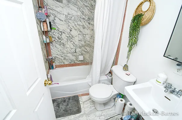 Rented by One Eleven Residential, Inc. | media 9