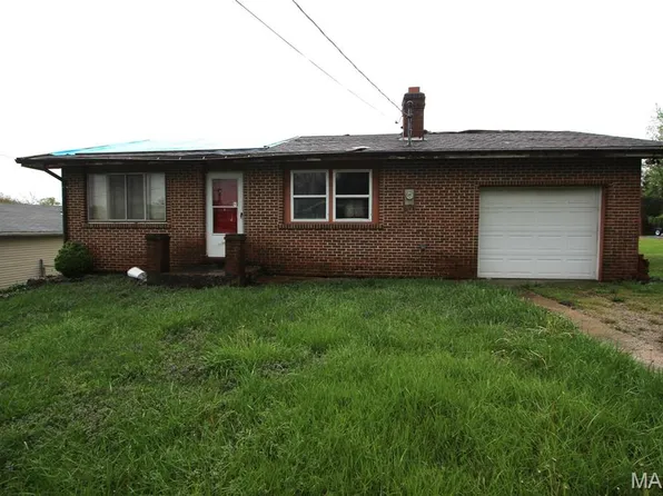 3822 Coles Pl, De Soto, MO 63020
