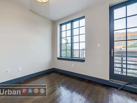 5th image of 1486 Gates Ave #4F