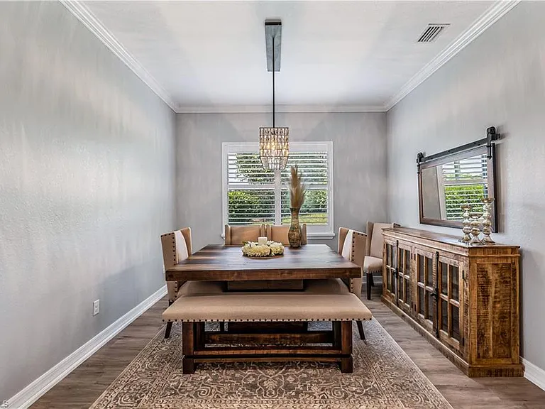 28525 Longford Ct — Photo 10