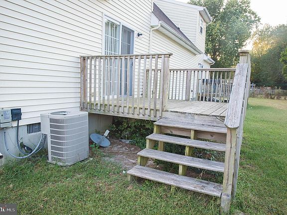 5th image of 221 S Saratoga St