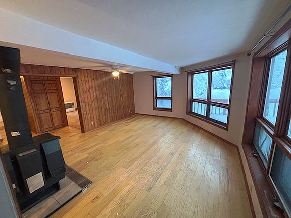 3rd image of 1032 Union Dr