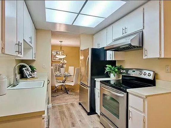 2nd image of 151 Buckingham Dr Unit 268