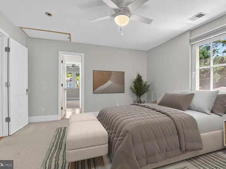 115 Grafton St — Photo 22