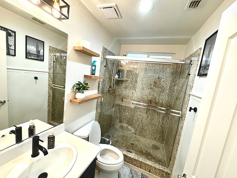 464 W Callado Ct #1 — Photo 9