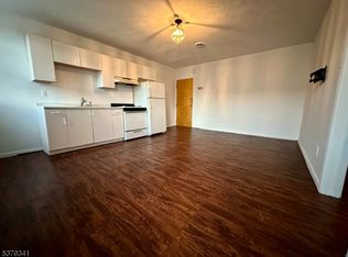 530 Valley Brook Ave FLOOR 2, Lyndhurst, NJ 07071