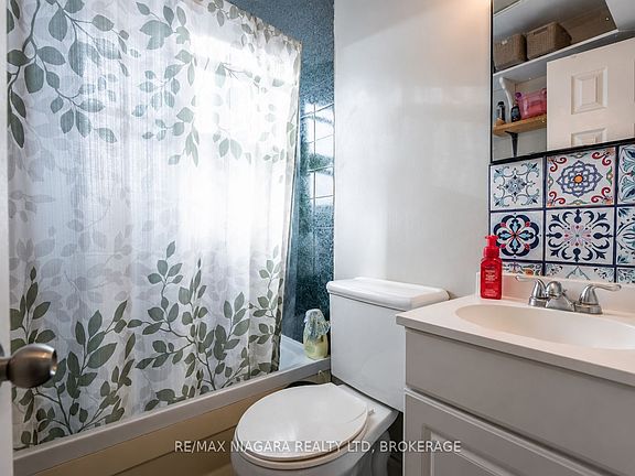 4th image of 24 Union St #2