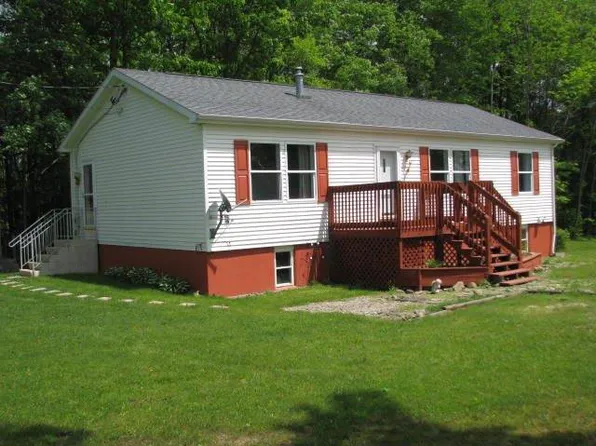 36084 Vaughn Ln, Union City, PA 16438