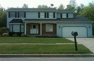 1st image of 907 Carter Creek Dr