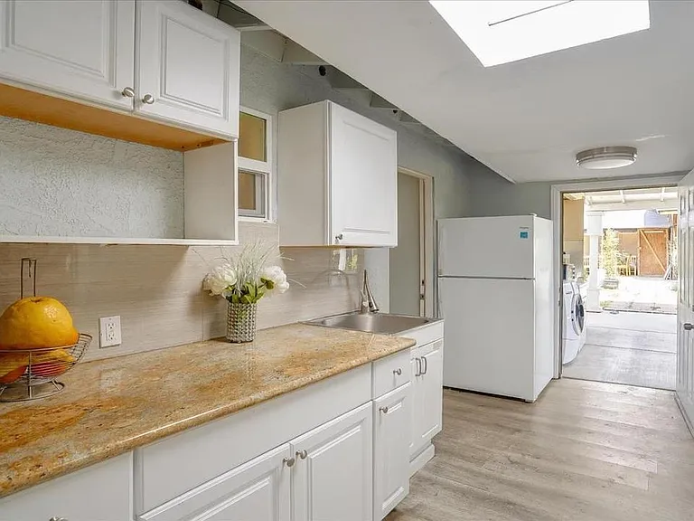 Second kitchen