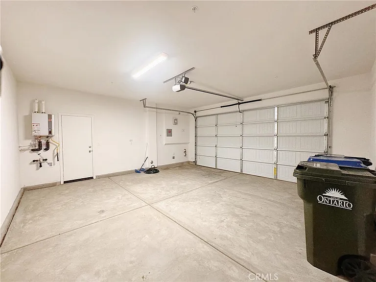 4340 S Encinitas Ave — Photo 20