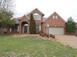1999 Olde Mill Ct, Newburgh, IN 47630