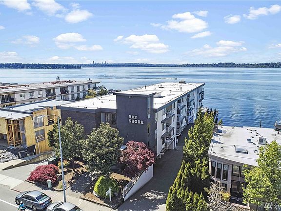 2nd image of 6421 Lake Washington Blvd NE APT 209